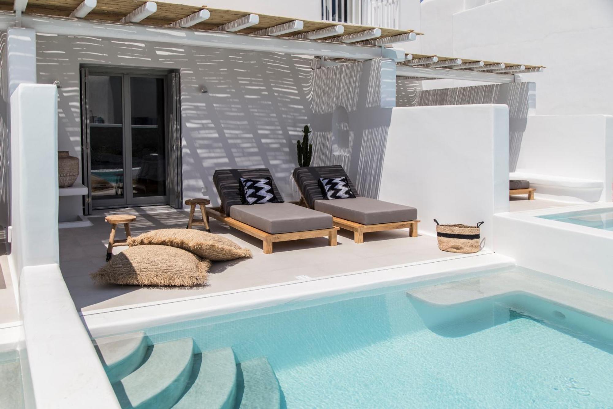 Hotel Adorno And 4*